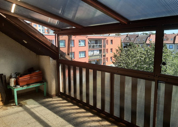 Realizace zastřešení a zasklení terasy navazující na půdní obytný prostor 